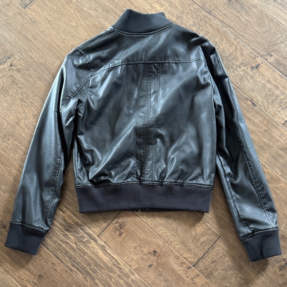 Xhilaration Classic Black Bomber Jacket - Picture 3 of 3